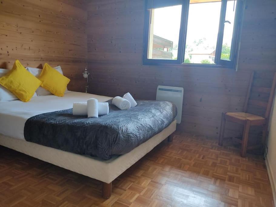 Bel Appartement Au Calme A 5 Minutes Du Village Мантон-Сен-Бернар Екстер'єр фото