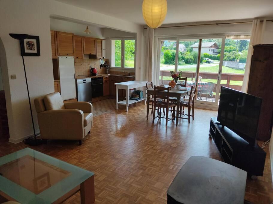 Bel Appartement Au Calme A 5 Minutes Du Village Мантон-Сен-Бернар Екстер'єр фото